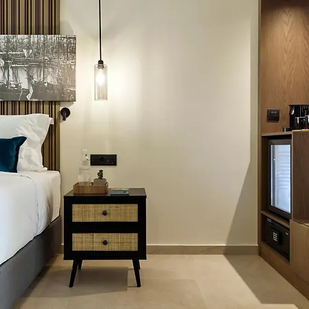 Athenarum Portus Life & Style Отель Пирей